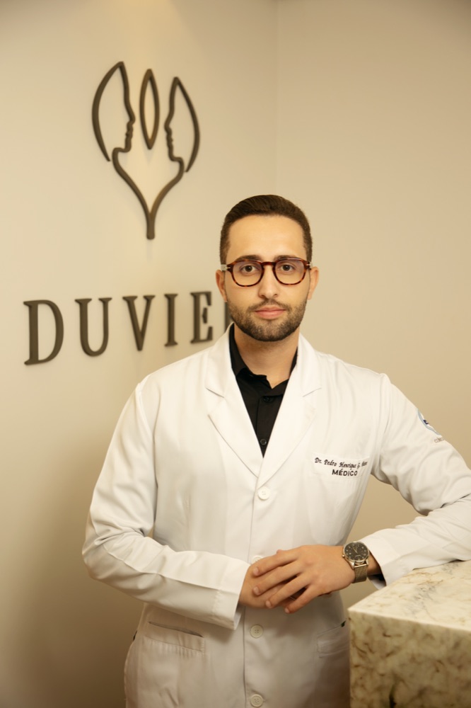 Dr. Pedro Henrique, responsável técnico da Clínica Duvier